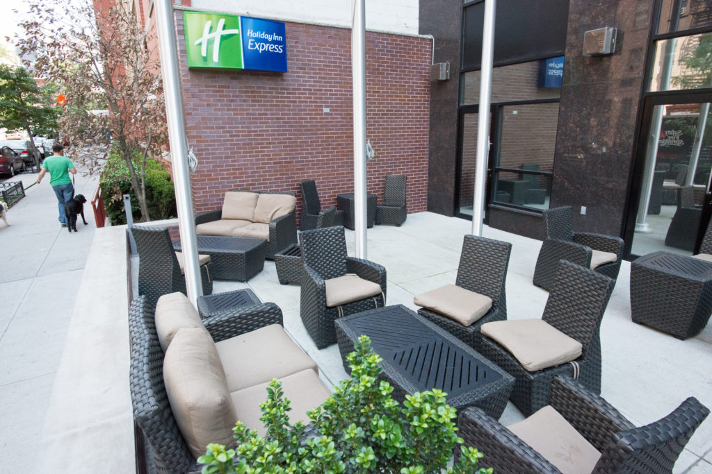 Holiday Inn Express Manhattan Midtown West outside courtyard seating