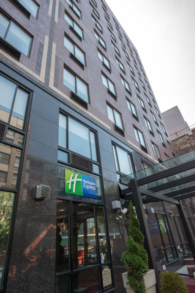 Holiday Inn Express Manhattan Midtown West exterior daytime