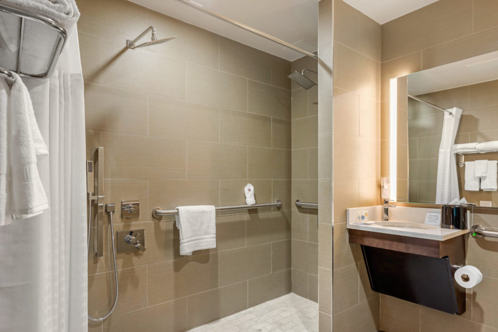 Comfort Inn Prospect Park-Brooklyn accessible bathroom shower