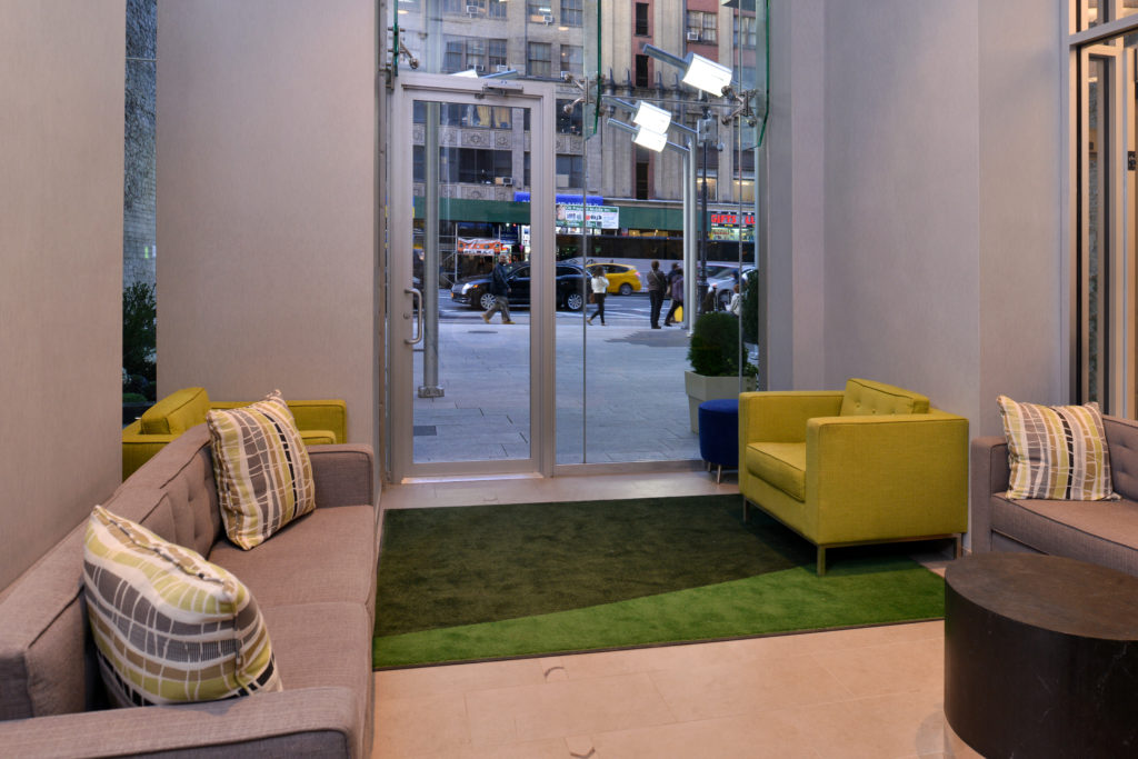 Holiday Inn New York City – Times Square lobby seating